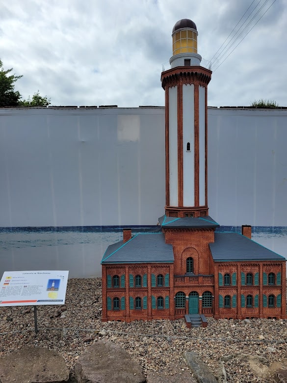 latarnia morska w niechorzu