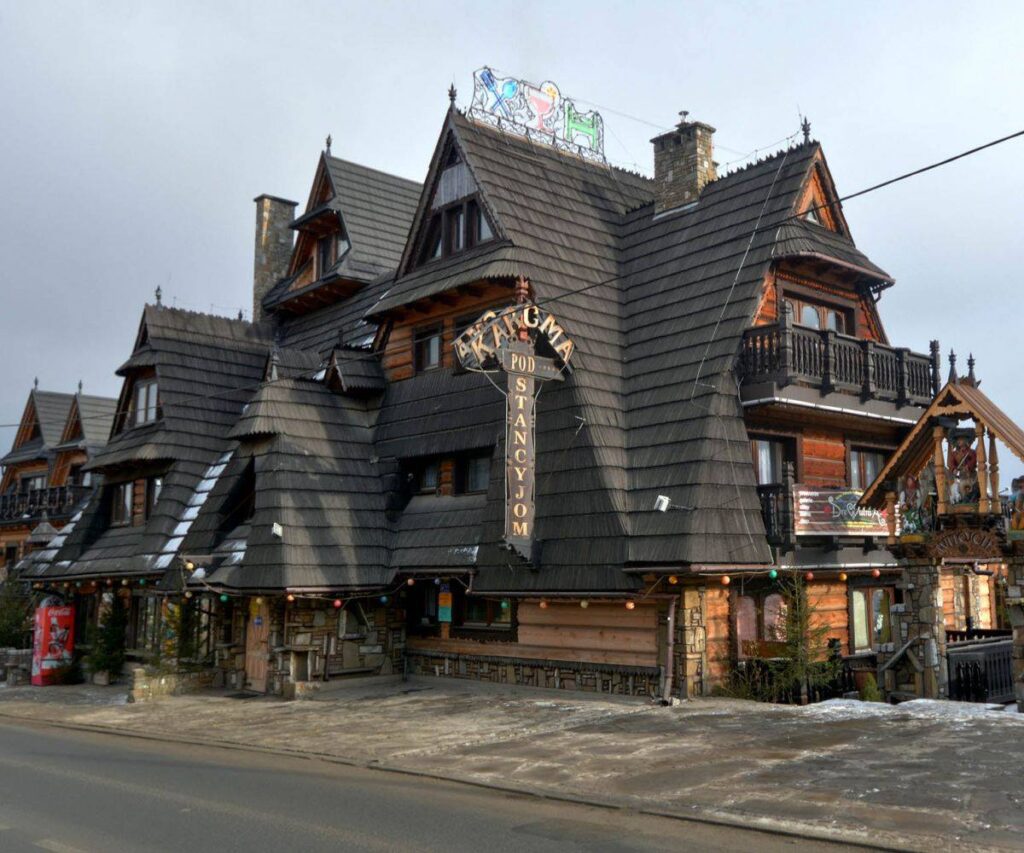 karcma pod stancyjom