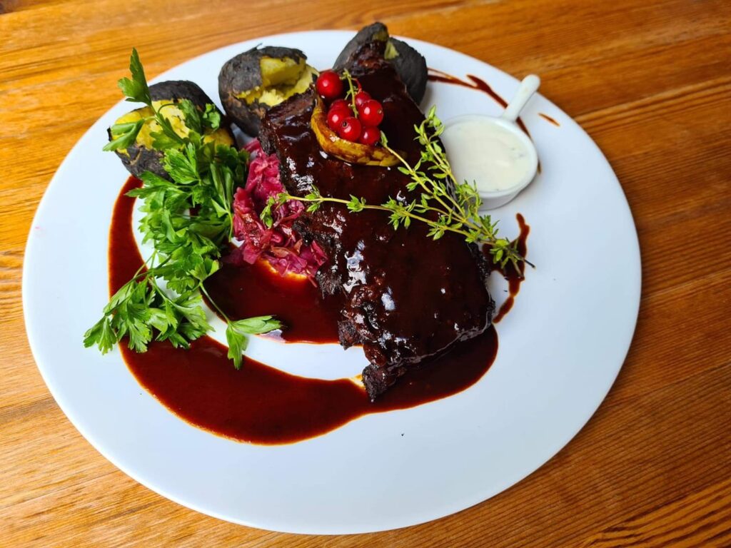 Pod Złotym Kasztanem