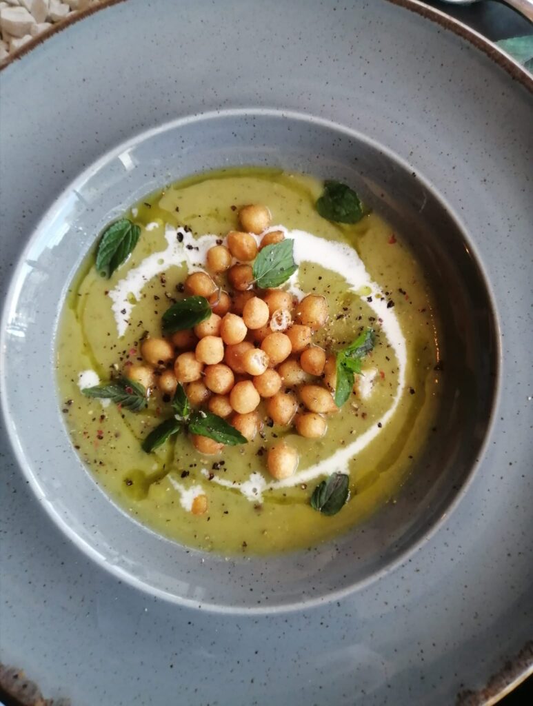 restauracja konin nautia