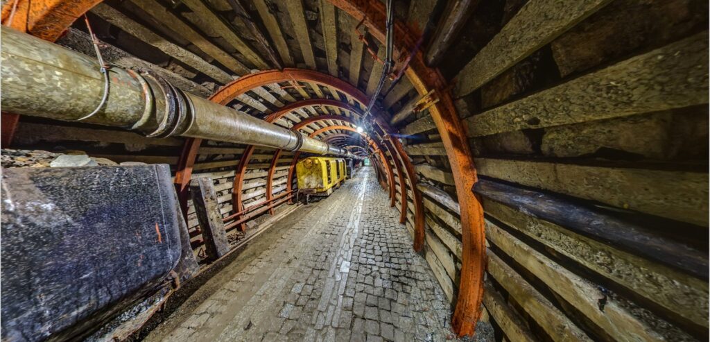 atrakcje dla dzieci karpacz - sztolnie kowary